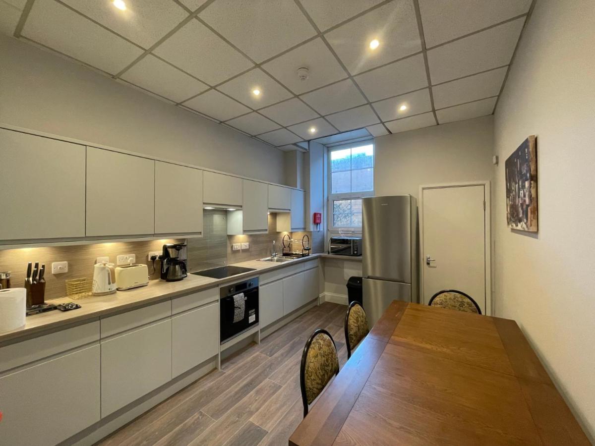 Traditional 5 Bedroom City Centre Apartment Glasgow Zewnętrze zdjęcie