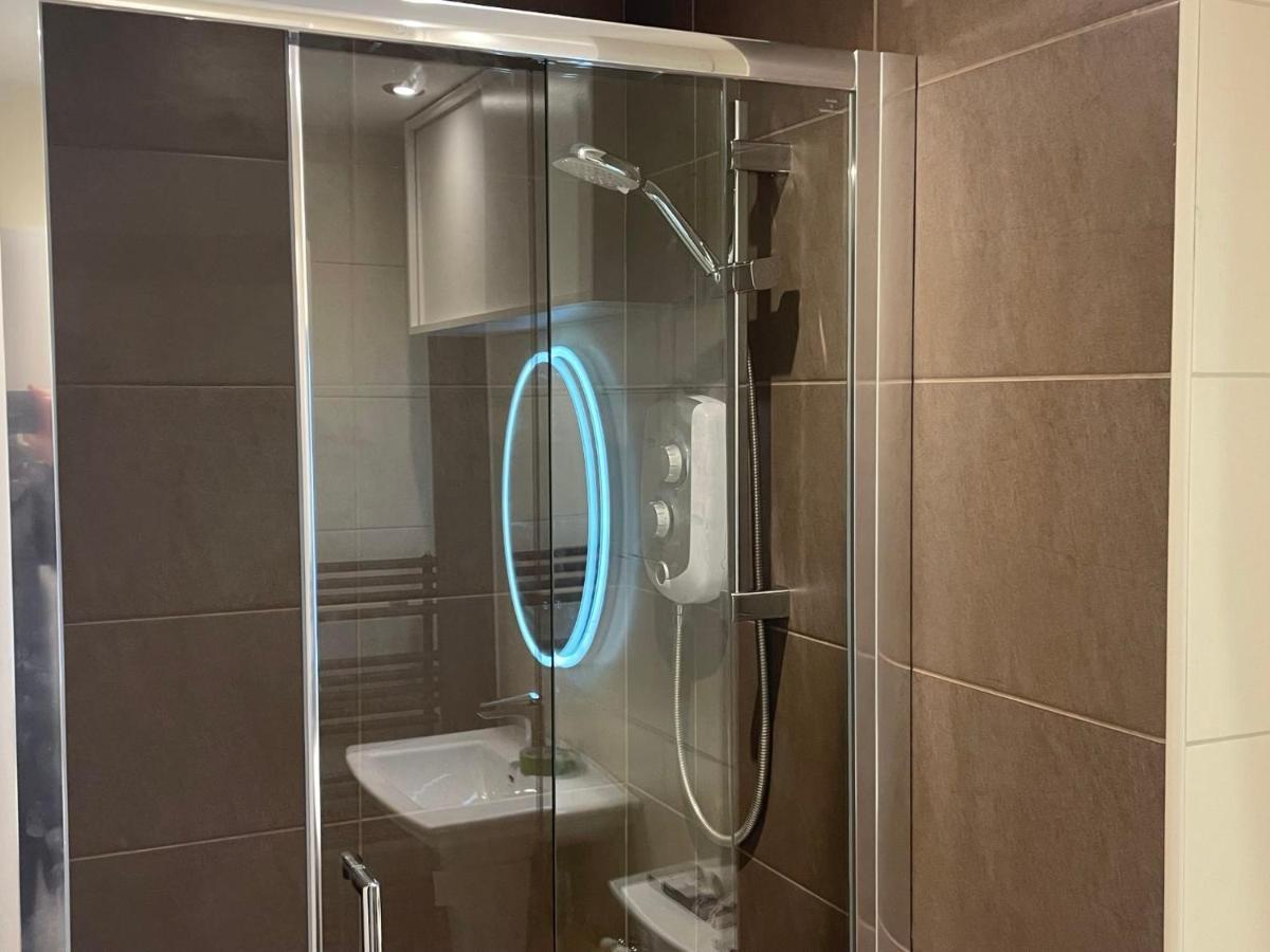 Traditional 5 Bedroom City Centre Apartment Glasgow Zewnętrze zdjęcie